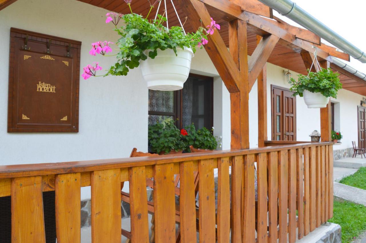 Kemences Vendeghaz Hotel Mikohaza Екстериор снимка