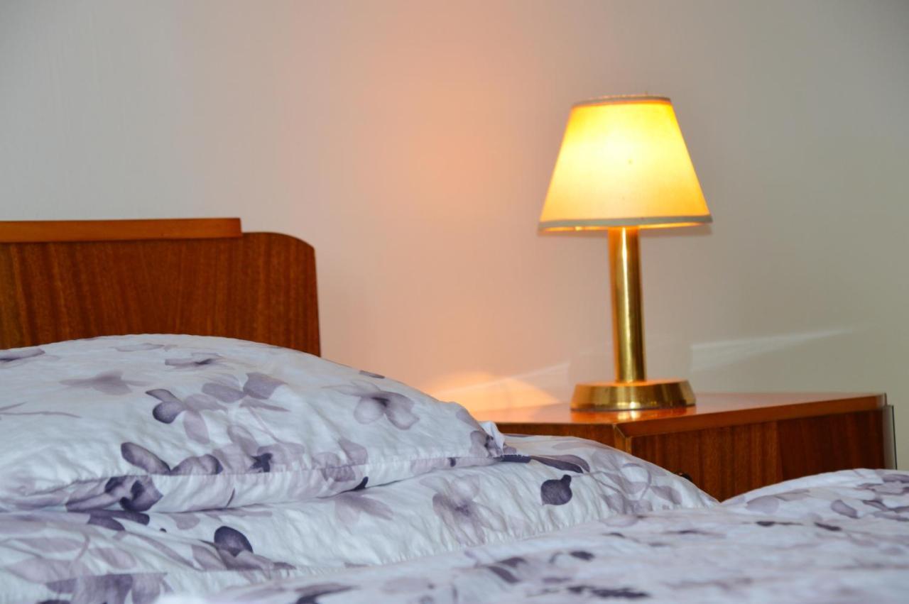 Kemences Vendeghaz Hotel Mikohaza Екстериор снимка