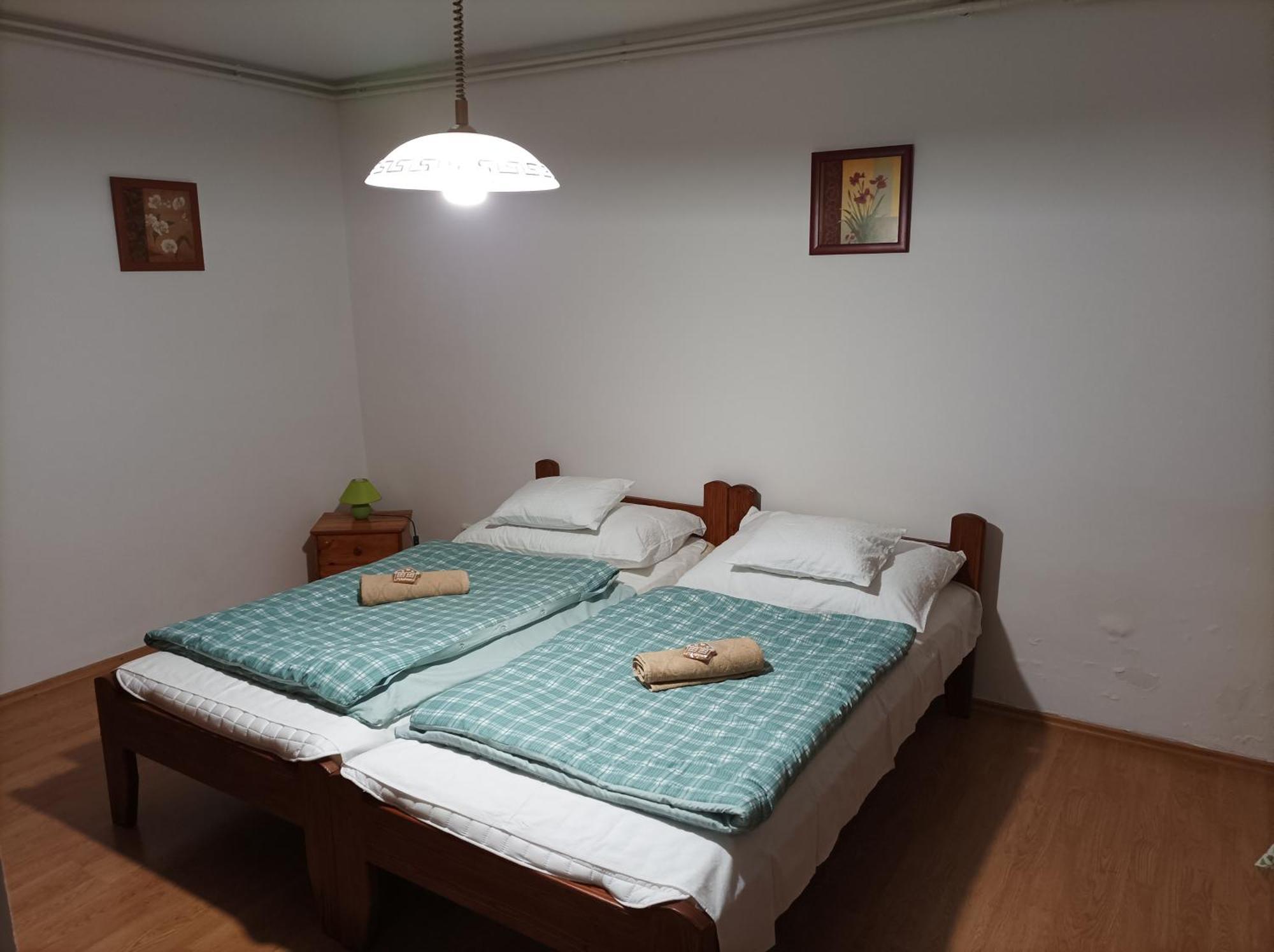 Kemences Vendeghaz Hotel Mikohaza Екстериор снимка