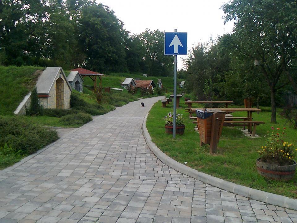 Kemences Vendeghaz Hotel Mikohaza Екстериор снимка